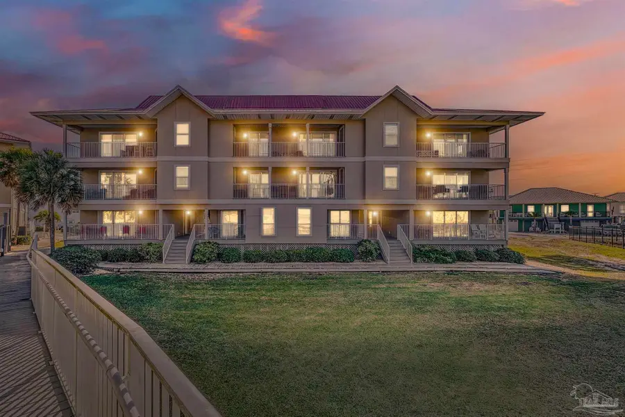 7476 Sunset Harbor Dr #423, Navarre Beach, FL 32566 - Image #3