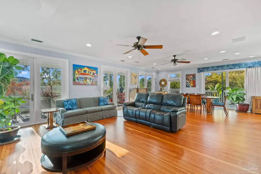 605 Chesapeake Dr, Gulf Breeze, FL 32561 - Image #3