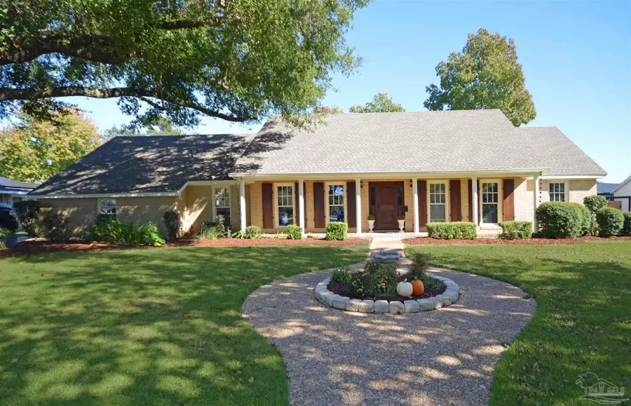 3430 Connell Dr, Pensacola, FL 32503 - Image #2