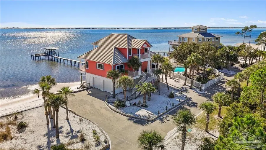 1894 Biscayne Cir Dr, Navarre, FL 32566 - Image #2