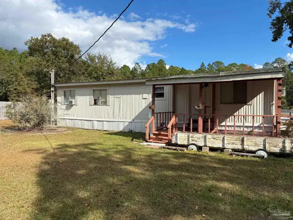 3324 Bonfire Dr #B, Milton, FL 32583