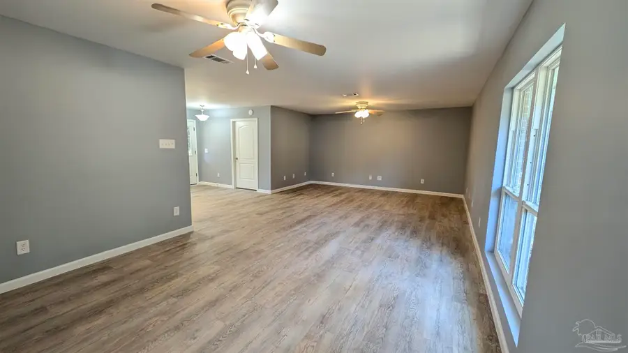 6818 Roundup Ln, Milton, FL 32570 - #2