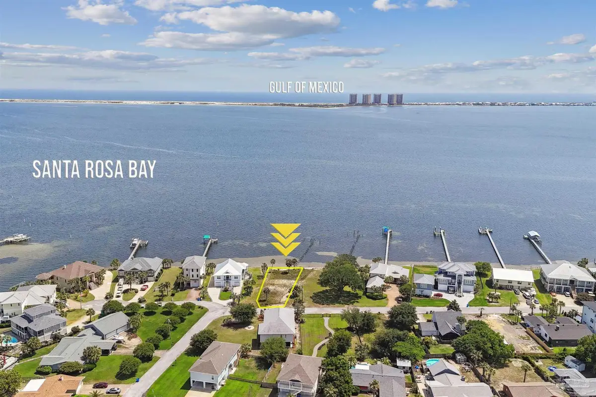 3375 Edgewater Dr, Gulf Breeze, FL 32563 - Image #1
