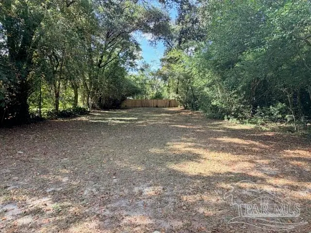 23 N Jamaica St, Pensacola, FL 32507 - Image #1