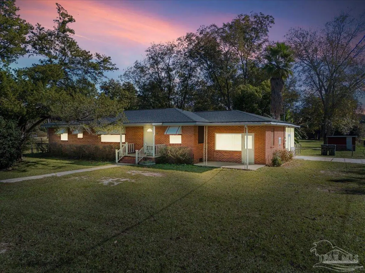 5370 N Blue Angel Pkwy, Pensacola, FL 32526 - Image #1