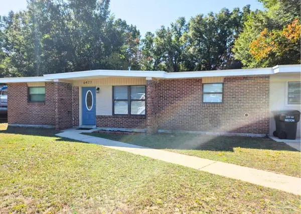 6477 Lark Ave, Milton, FL 32570