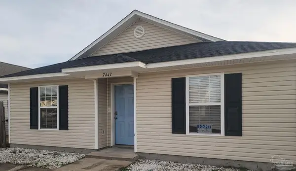 7447 Harvest Village Ct, Navarre, FL 32566