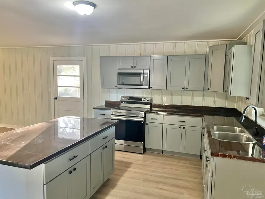 847 Sidney E. Manning Blvd, Flomaton, AL 36441 - Image #3