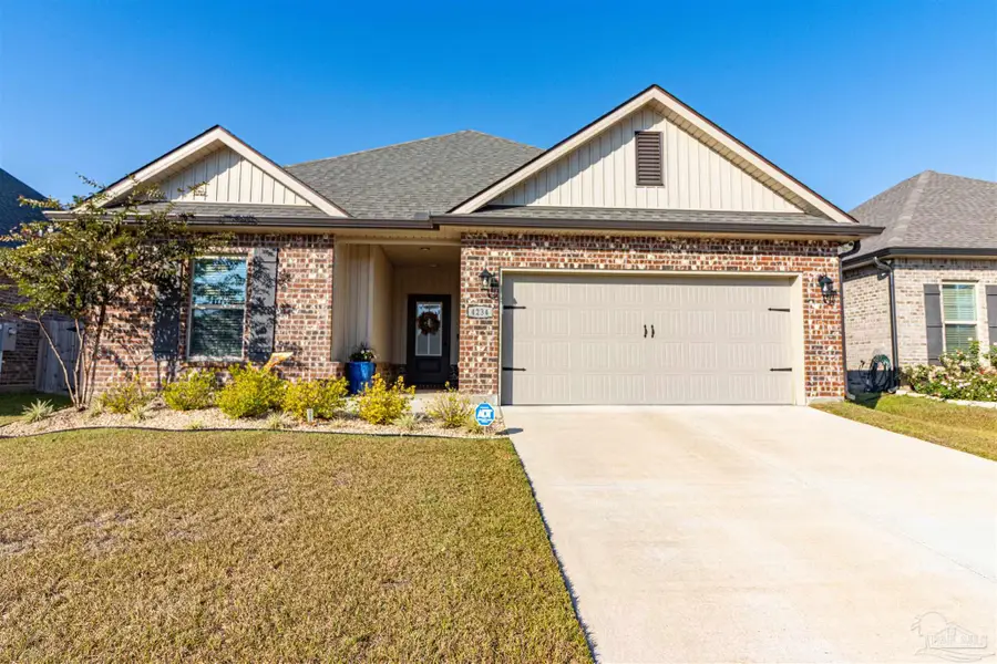 4234 Southern Palm Dr, Pace, FL 32571 - Image #2