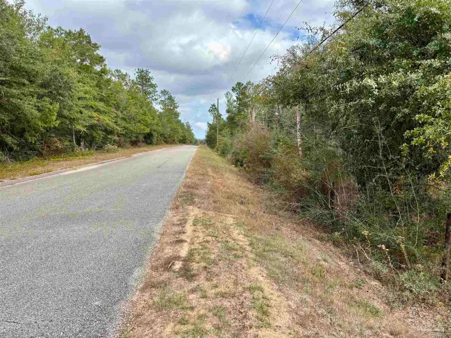0000 Trammel Dr, Milton, FL 32570 - Image #3