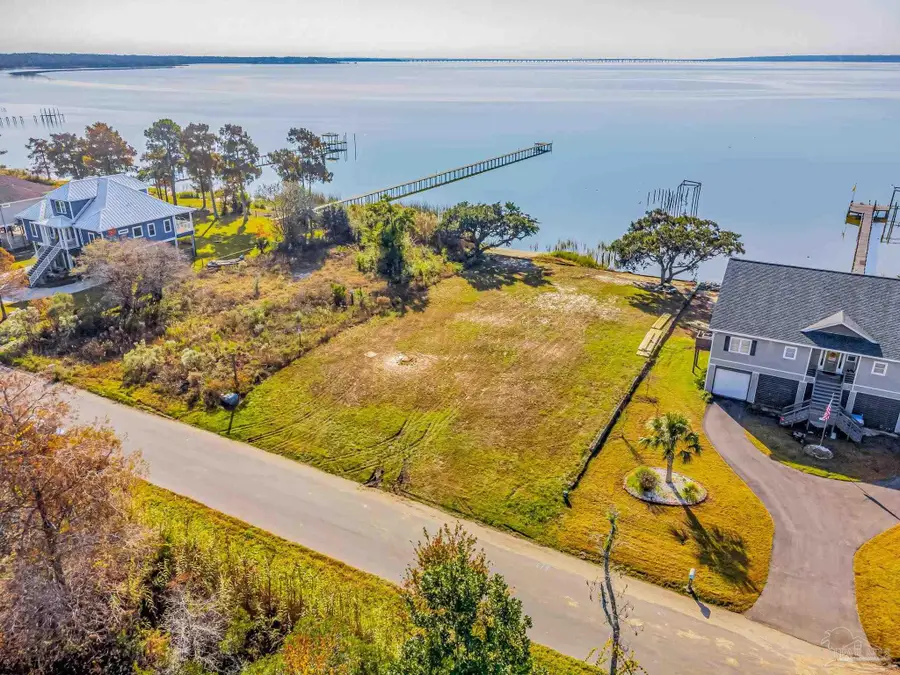 3801 Andrew Jackson Dr, Pace, FL 32571 - Image #2