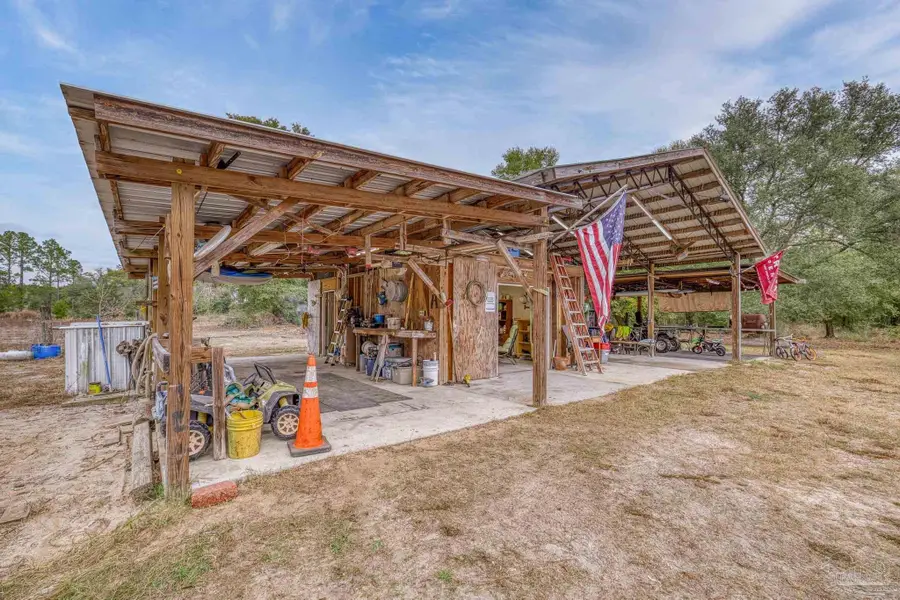 10246 Nichols Lake Rd, Milton, FL 32583 - Image #3