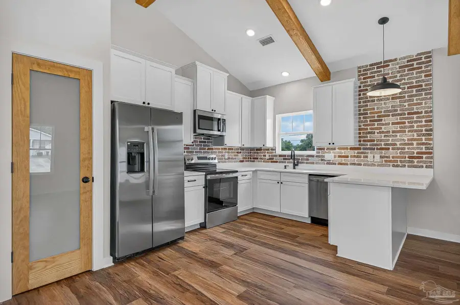 1106 N E St, Pensacola, FL 32501 - Image #3