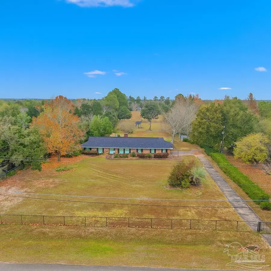 2530 Sandicrest Dr, Cantonment, FL 32533 - Image #2