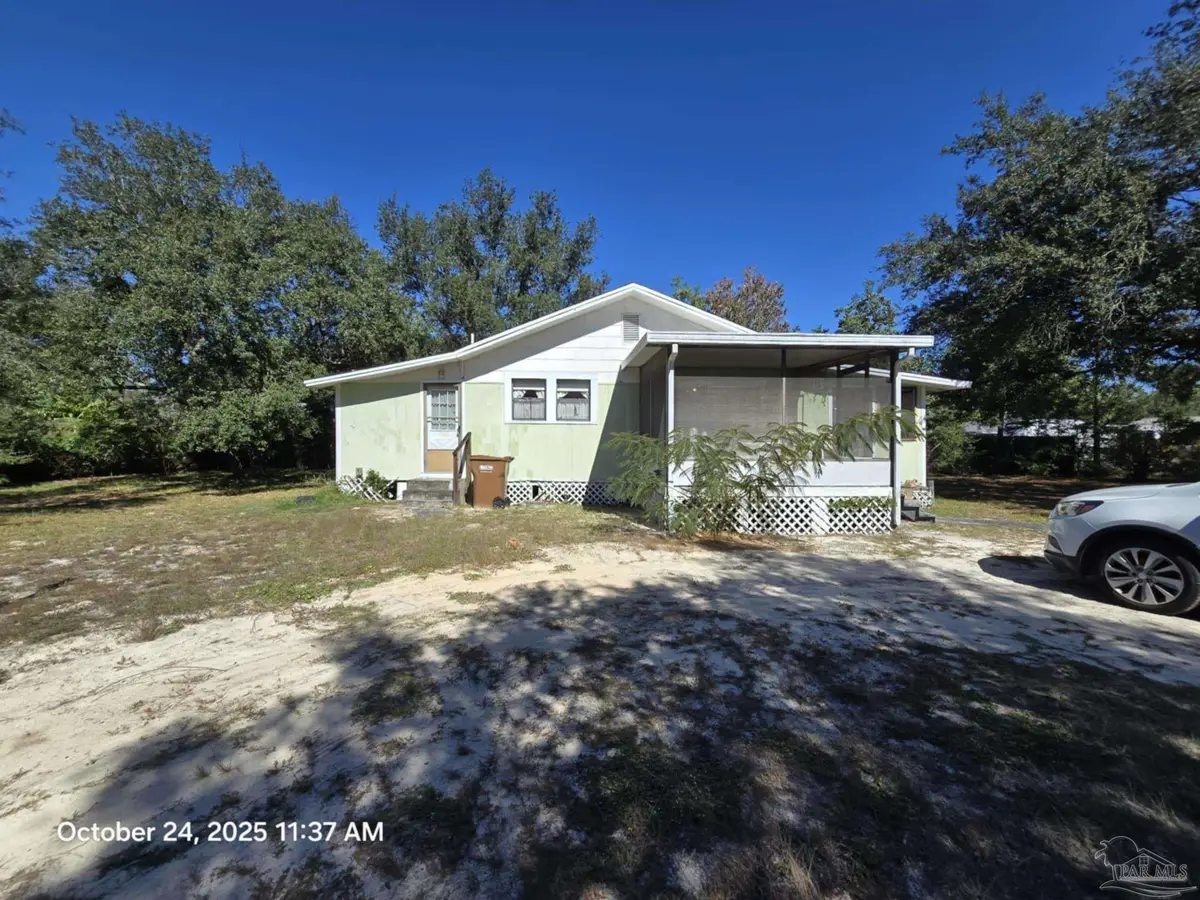 1931 Alhambra St, Navarre, FL 32566 - Image #1