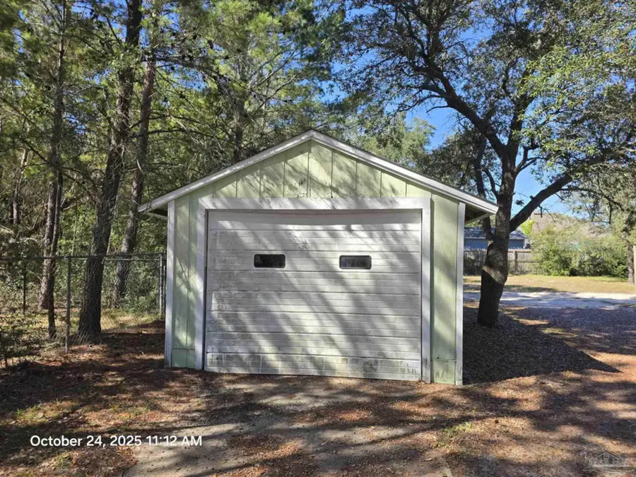 1931 Alhambra St, Navarre, FL 32566 - Image #3