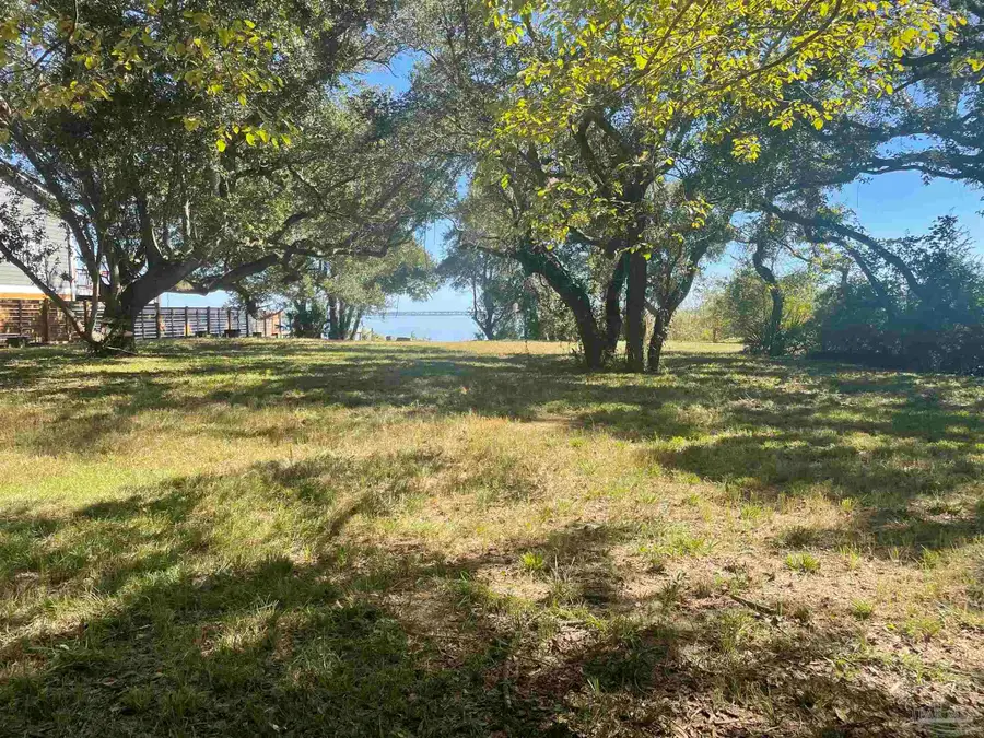 3717 Mackey Cove Dr, Pensacola, FL 32514 - Image #2