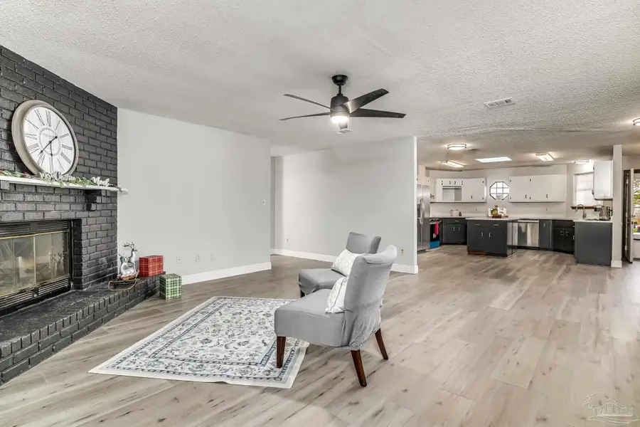 555 Seapine Cir, Pensacola, FL 32506 - Image #3