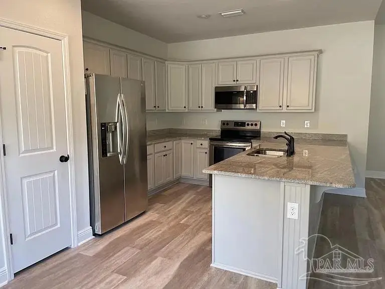 5723 Maggie Rose Cir, Milton, FL 32570 - Image #3