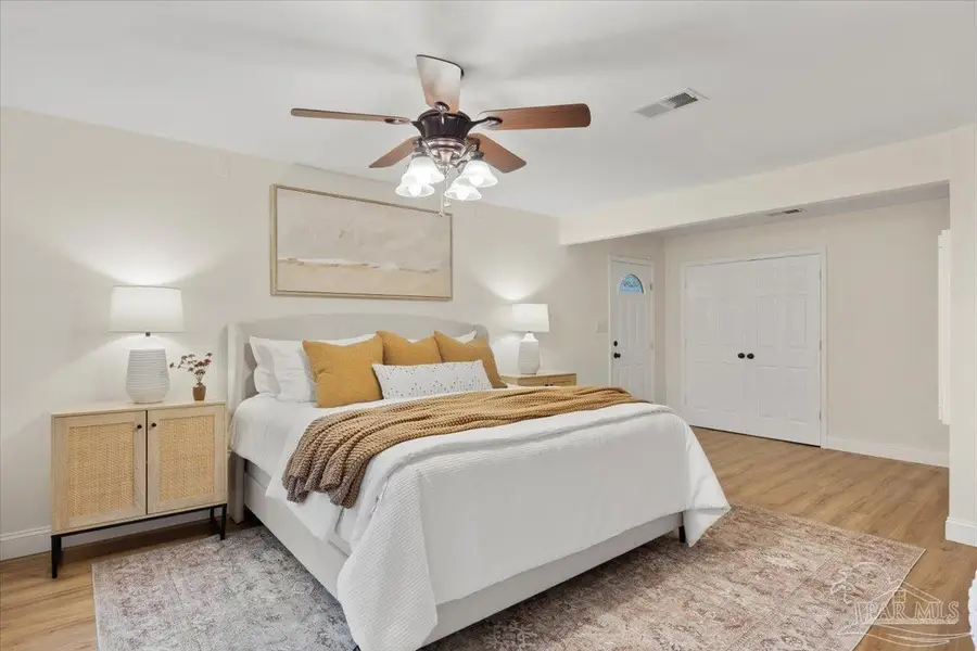 2726 Sanibel Pl, Gulf Breeze, FL 32563 - Image #3