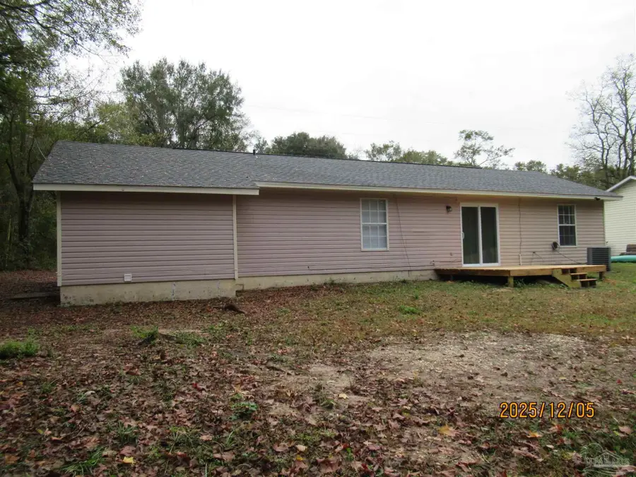 526 Greenberry Dr, Cantonment, FL 32533 - Image #3