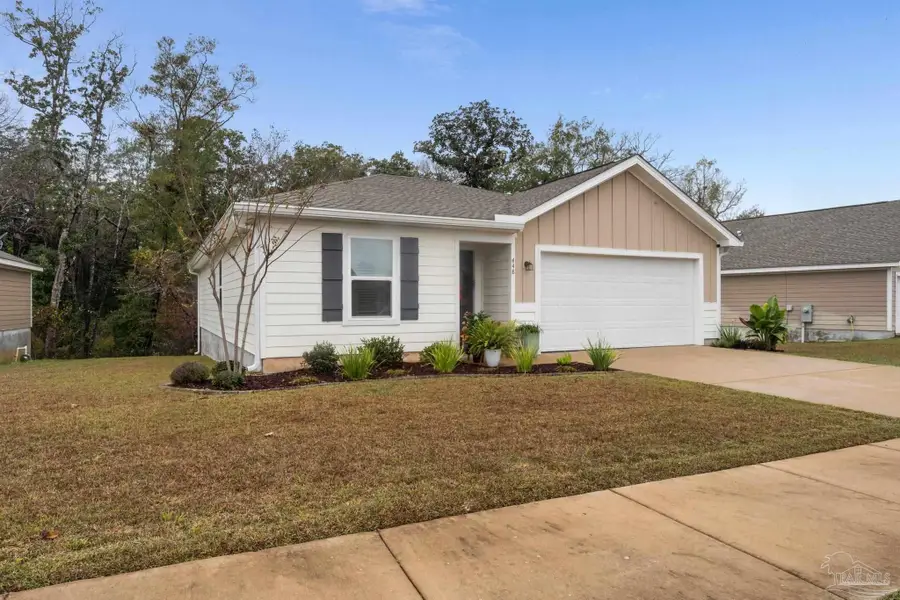 448 Riverwalk Cir, Freeport, FL 32439 - Image #2