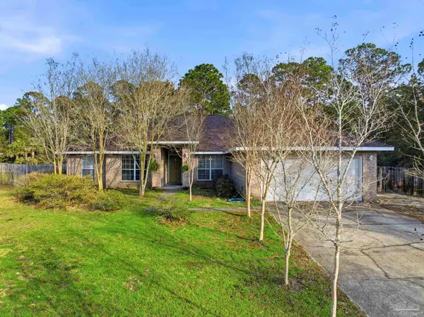 6711 Desoto St, Navarre, FL 32566