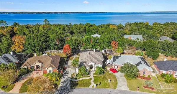 16268 Ygnacio Serra Dr, Pensacola, FL 32507