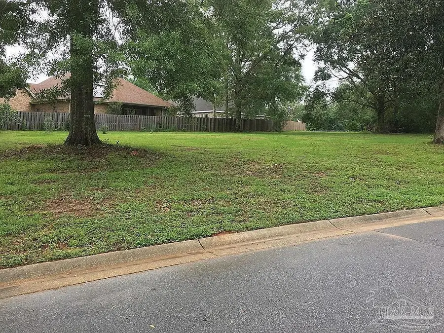 340 Swiftcreek Dr, Cantonment, FL 32533 - Image #3
