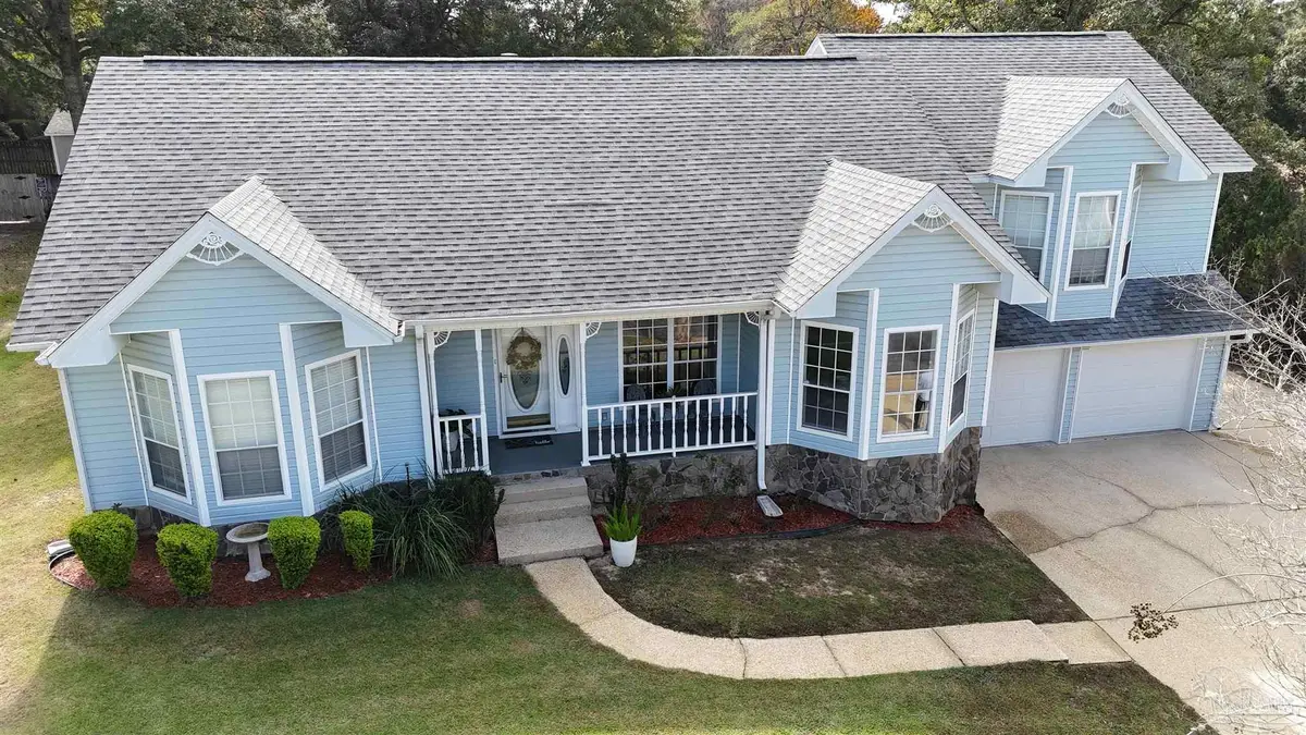 3249 Windmill Cir, Cantonment, FL 32533 - Image #1