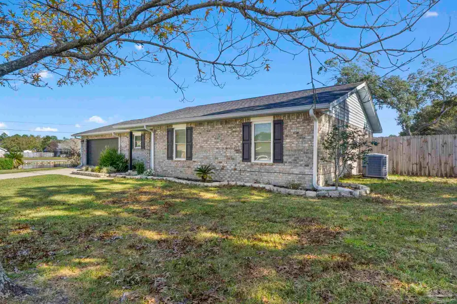 686 Seapine Cir, Pensacola, FL 32506 - Image #3