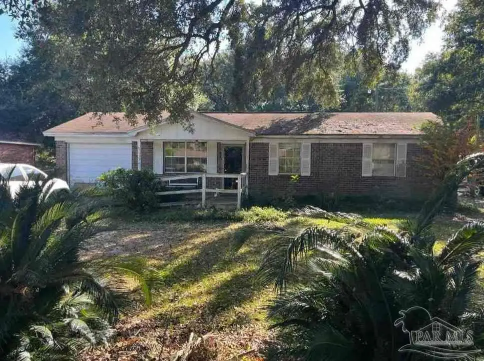 5633 Collinswood Dr, Milton, FL 32583 - Image #1