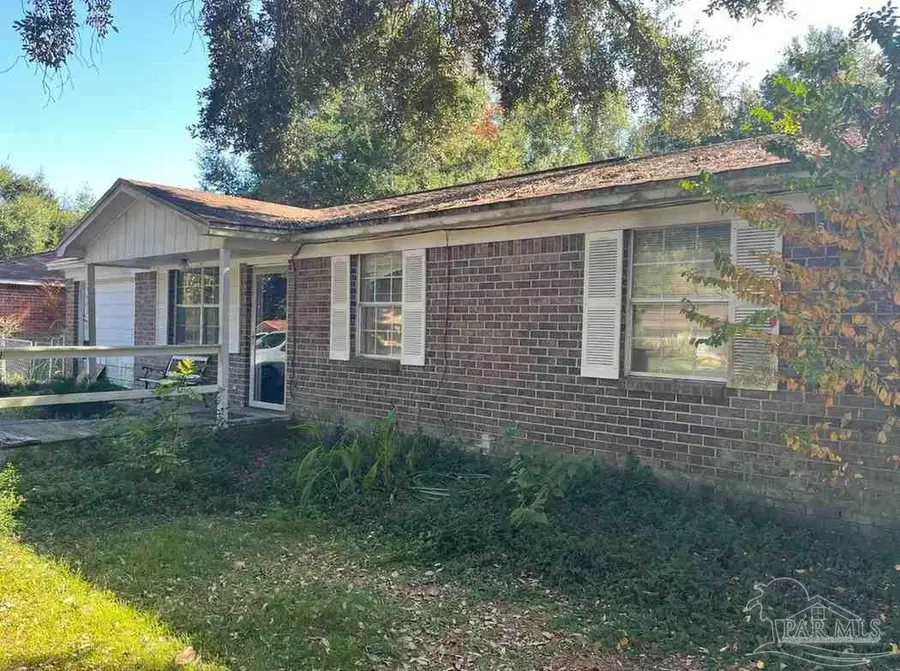 5633 Collinswood Dr, Milton, FL 32583 - Image #2