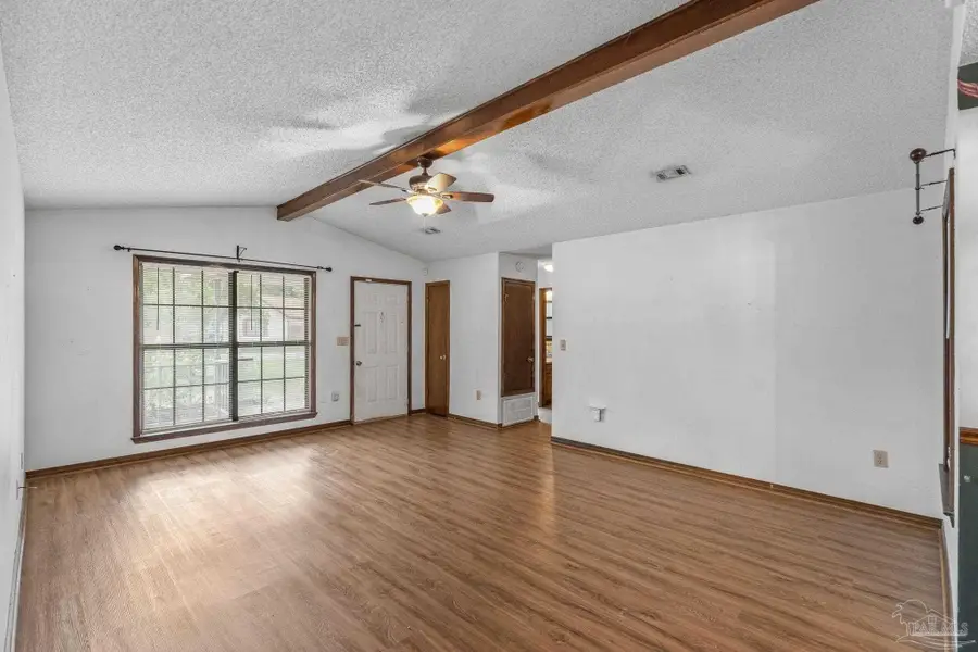 426 Brown Pl, Crestview, FL 32539 - Image #2