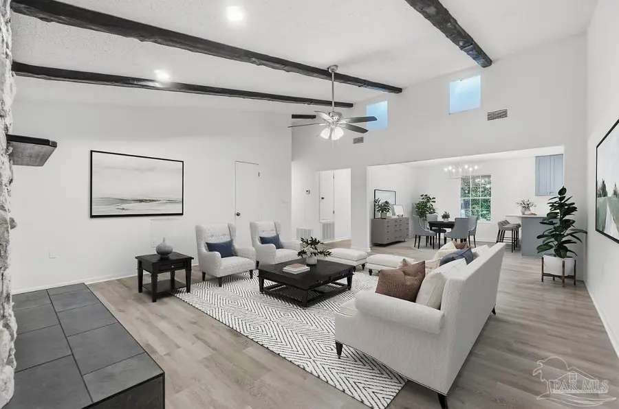 910 Whisperwood Ln, Fort Walton Beach, FL 32547 - Image #2