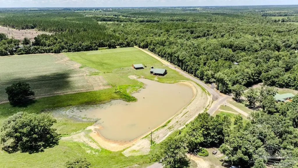 39 Preacher Ln, Jay, FL 32565 - Image #1