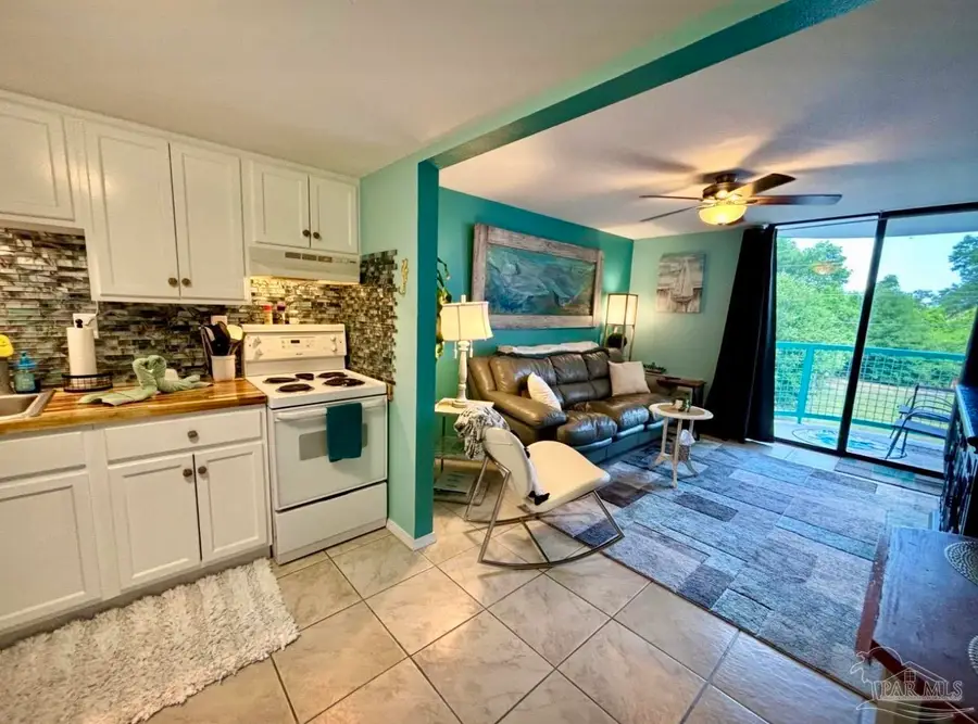 201 S Stillman St #304, Pensacola, FL 32505 - Image #2