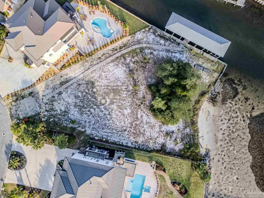 1098 Seabreeze Ln, Gulf Breeze, FL 32563 - Image #3