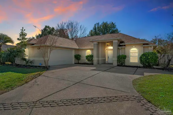 6005 Chandelle Cir, Pensacola, FL 32507