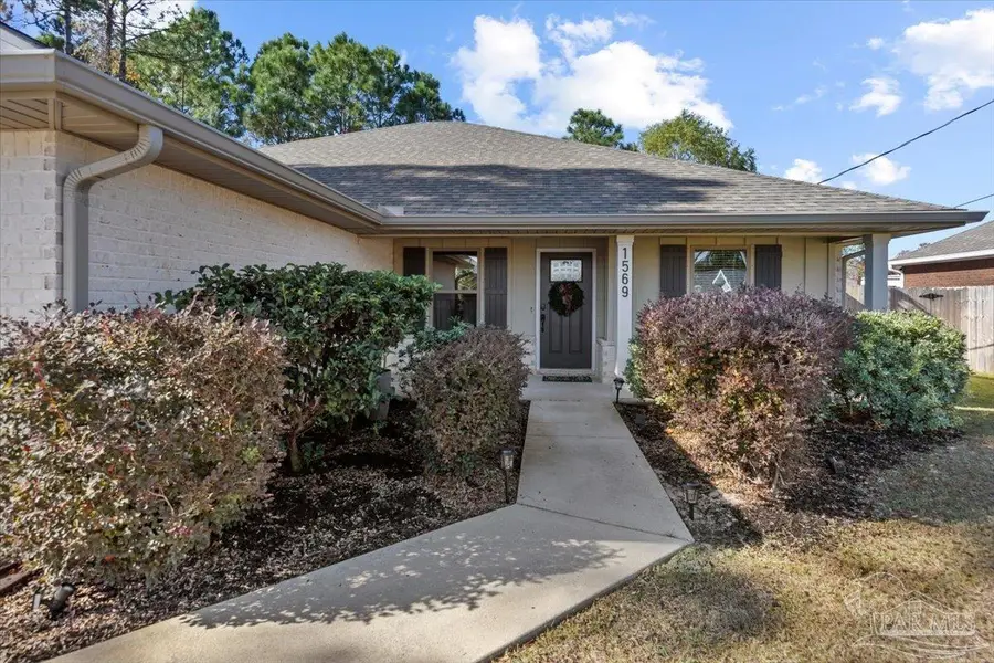 1569 Amarillo Trl, Gulf Breeze, FL 32563 - Image #2