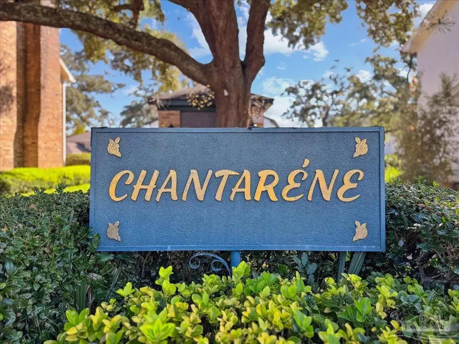 3377 Chantarene Dr, Pensacola, FL 32507 - Image #3