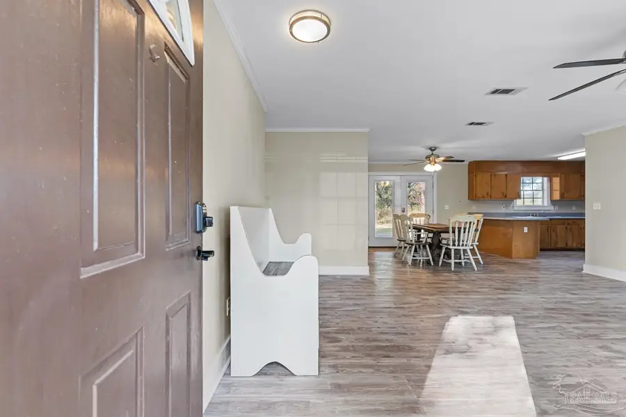 8061 Burley Ln, Century, FL 32535 - Image #3