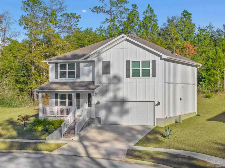 6831 Interlachen Ln, Laurel Hill, FL 32567 - Image #3