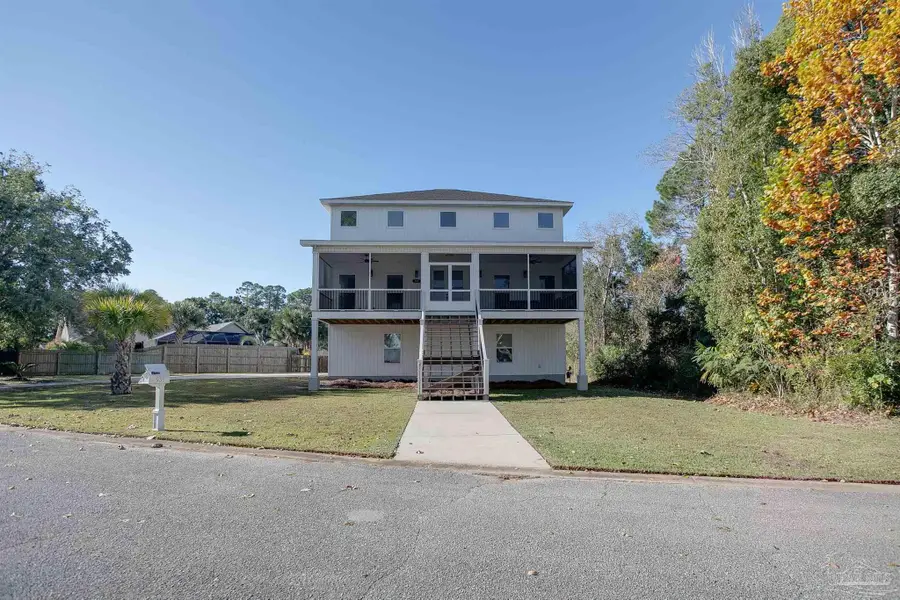 935 Paradise Beach Cir, Pensacola, FL 32507 - Image #3