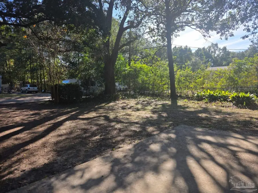 7607 Charity Dr, Pensacola, FL 32534 - Image #3