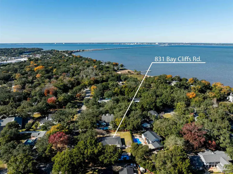 831 Bay Cliffs Rd, Gulf Breeze, FL 32561 - Image #3