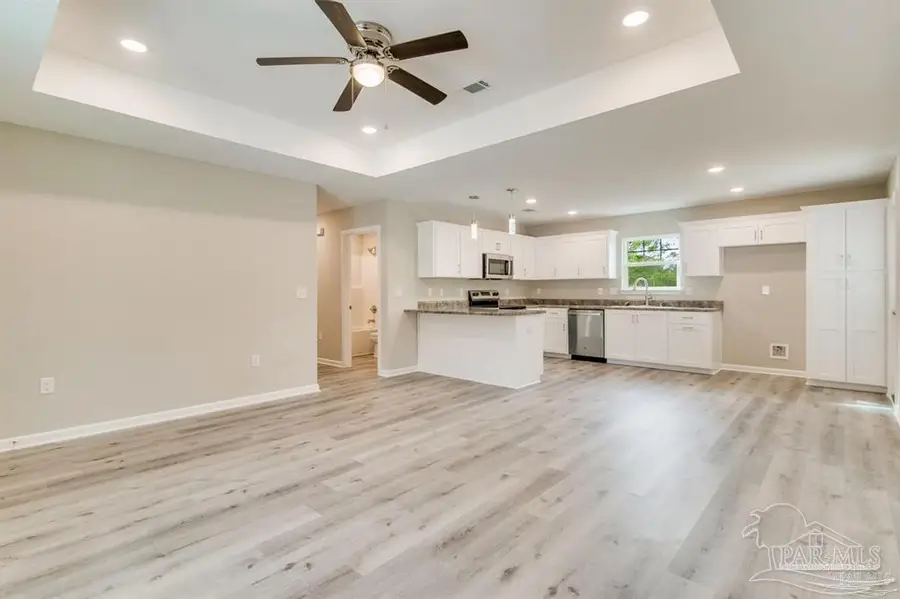 5601 Riviera Dr, Milton, FL 32583 - Image #2