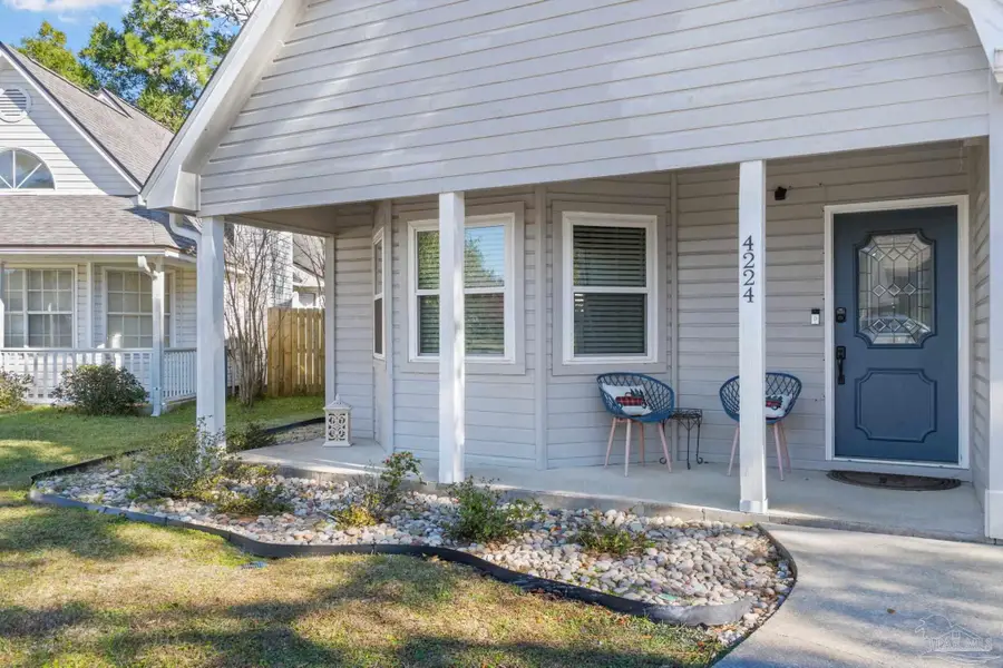 4224 Spanish Trail Pl, Pensacola, FL 32504 - Image #3