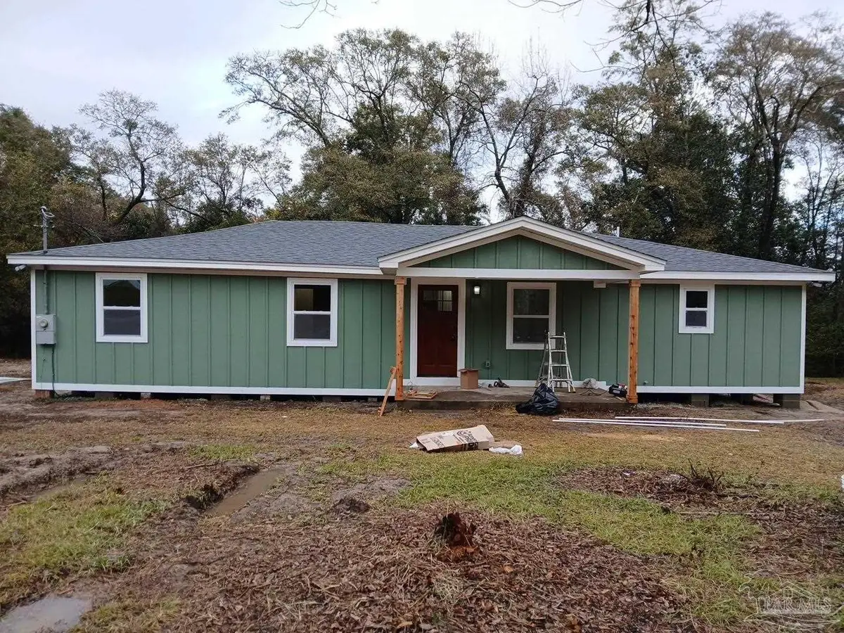 200 N Chipper Rd, Cantonment, FL 32533 - Image #1