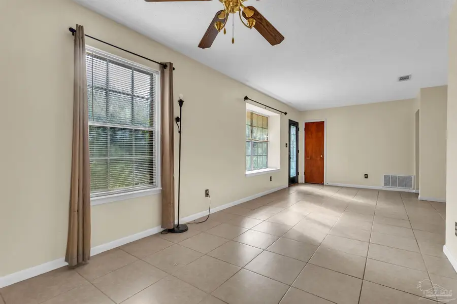 12880 Hartung St, Pensacola, FL 32506 - Image #2